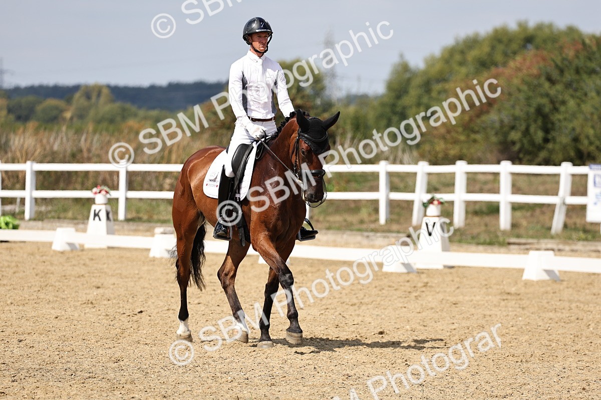 SBM_018761 - Class 16 - Novice 5 - 12.08-13.11