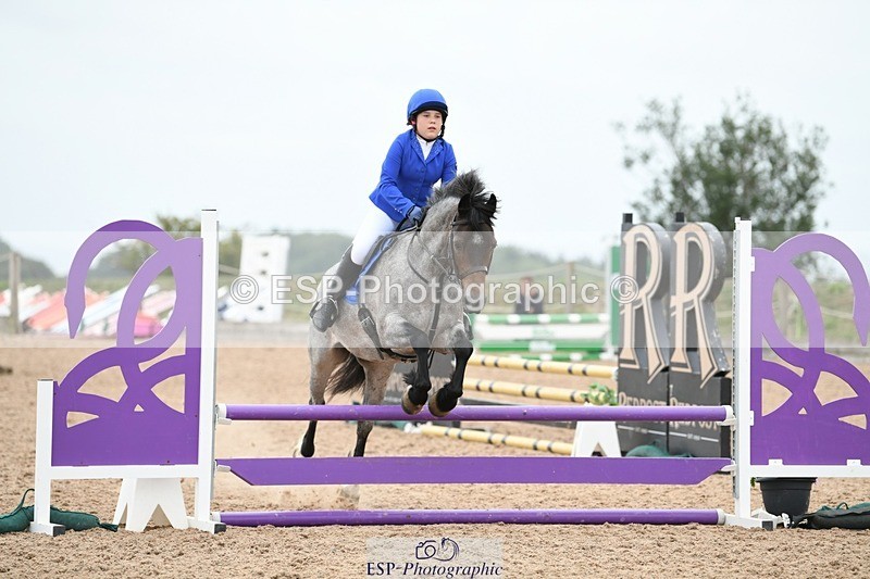 250807-102245-00108 - 70cm Round 1