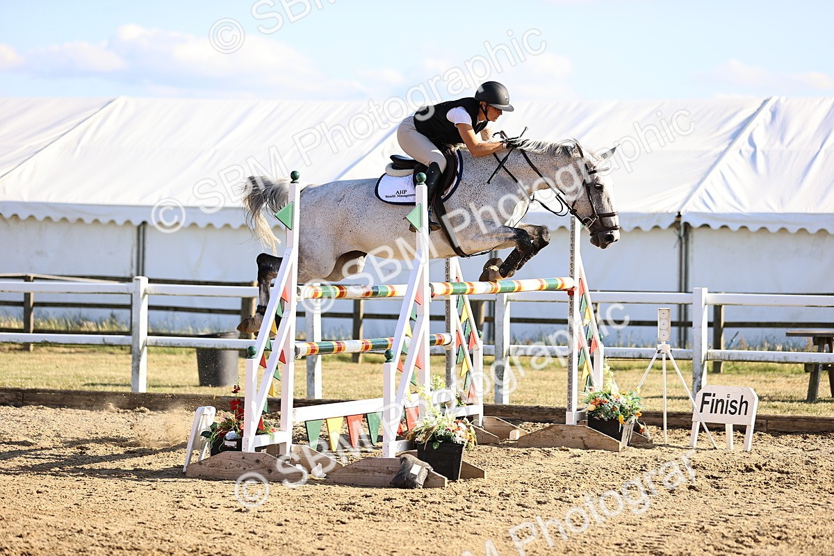 SBM_015990 - Class 18 - Senior 1.35m Open