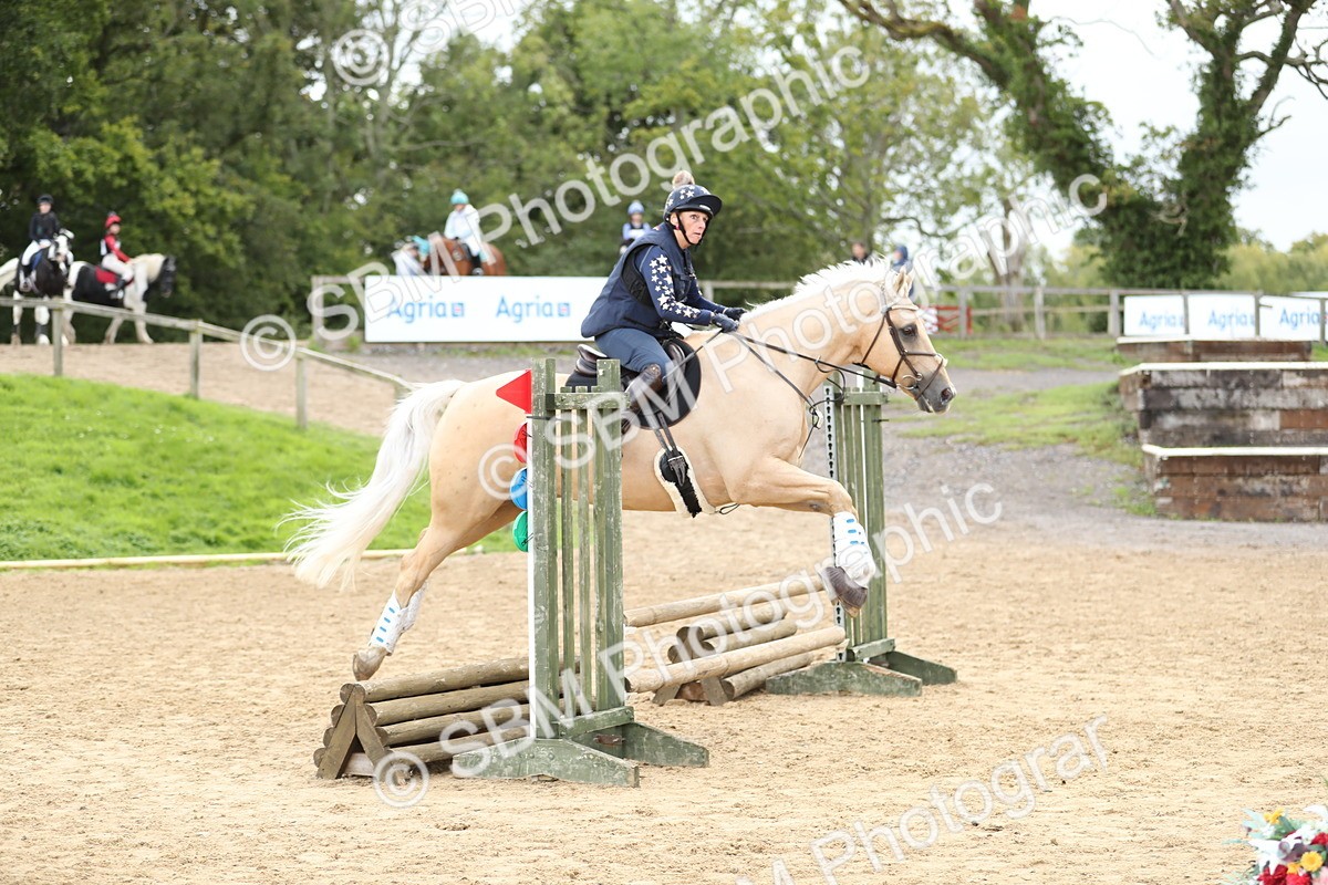 SBM_22030_E9 - Eventers Challenge 60cm Challenge - Clare Blakey