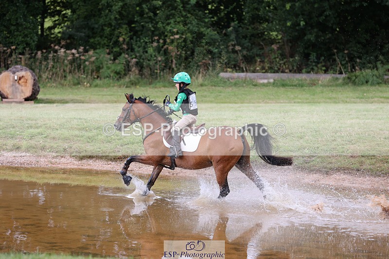 240825X-102621-31593 - 70cm XC 10.00 to 11.00