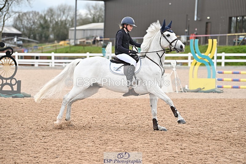 240309A-132401-01157 - Cls 8 Pony Newcomers and 1m Open