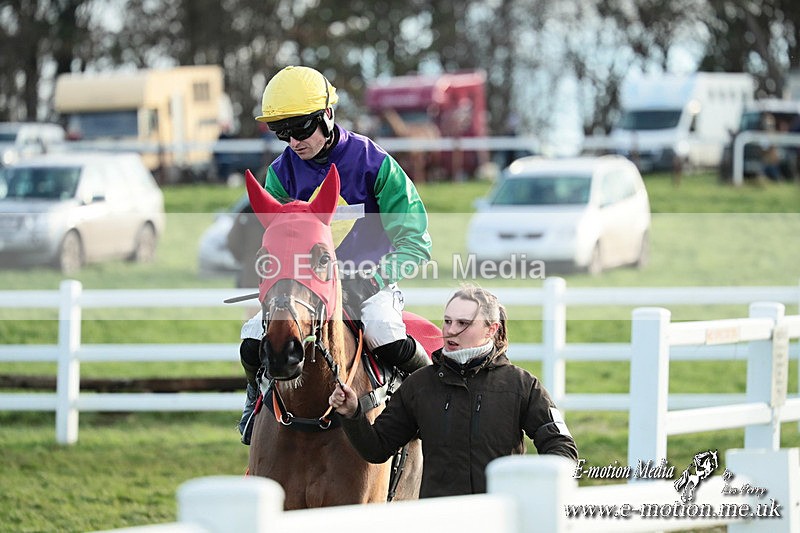 PtP 141225  2037 - New Forest Hounds PtP Larkhill 14/12/25