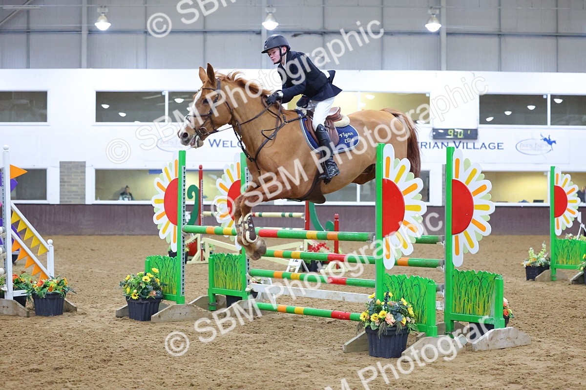 1I0A4709 - Class 9 - Senior Newcomers/ 1.10m Open