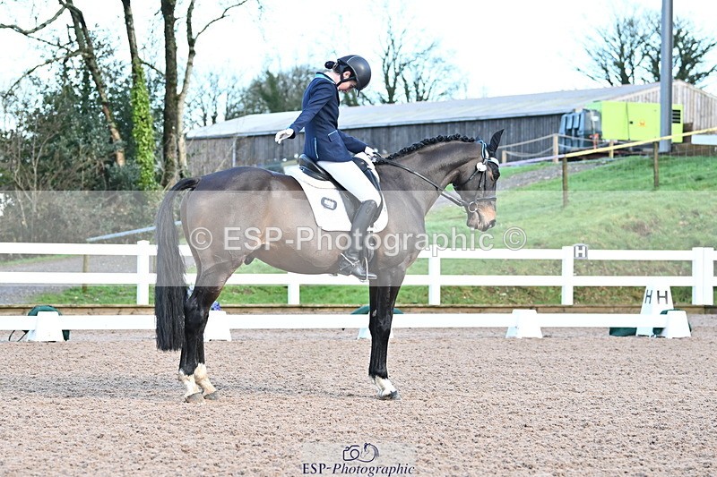 240218A-105859-05764 - 232-Alys.Matravers-VORVASHILL.VERTIGO