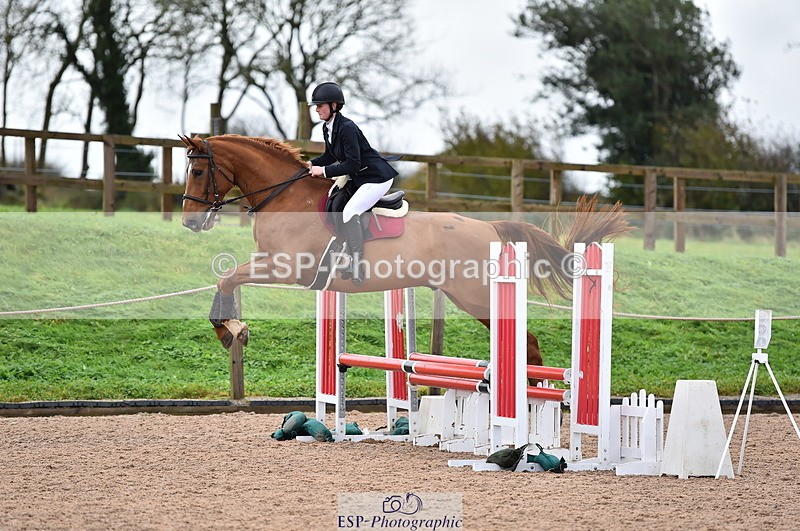 231118A-110128-01154 - Cls 20+21 Club and Schools 80cm