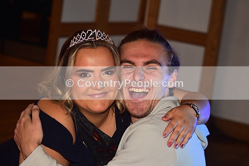 COU-255 - Courtney's 21st