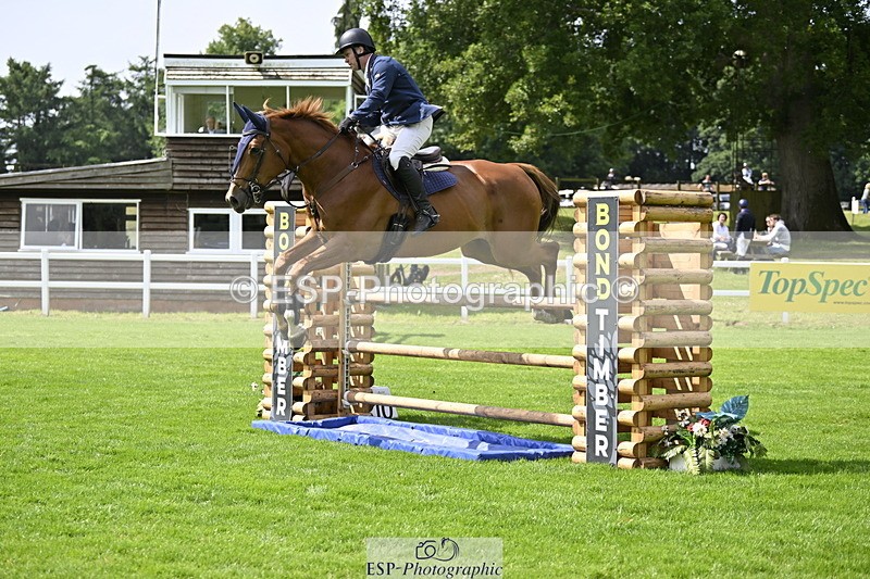 250613A-104225-00548 - Cls 1 Snr Newcomers and 1.10m Open