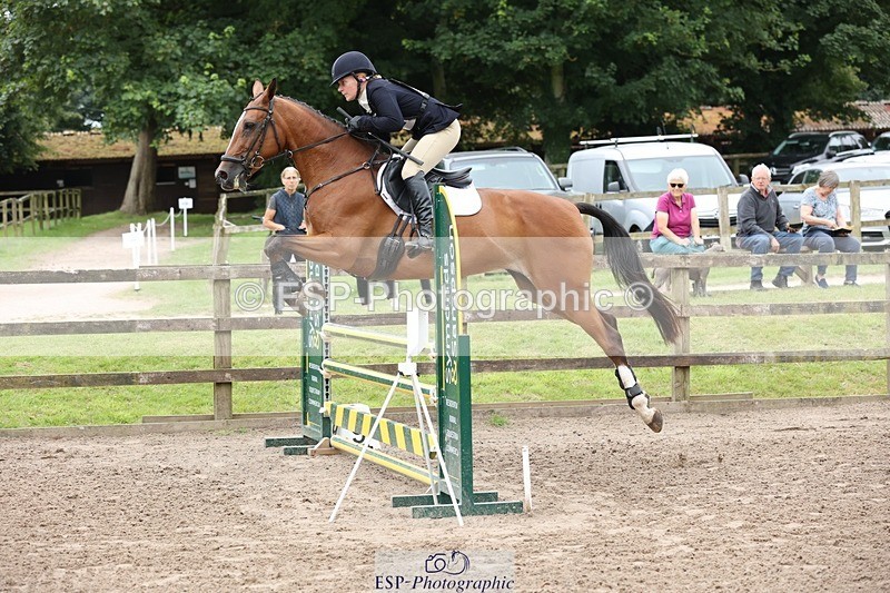 240803-122938-04963 - 152-Suzanne_Ross-FINDATIE_BRACKEN