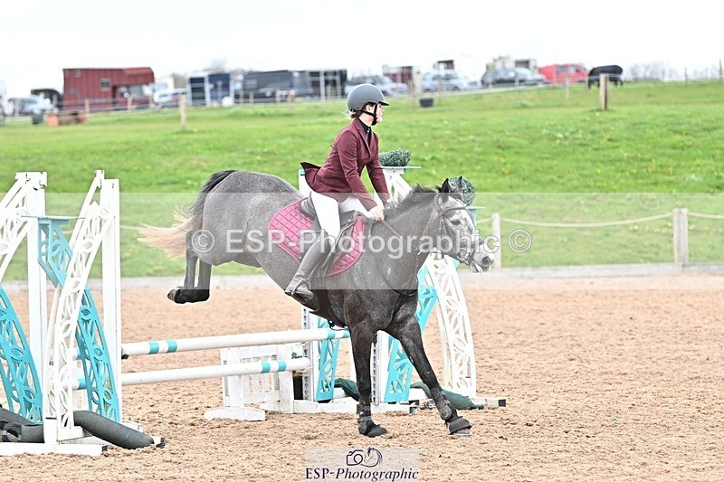 250414-101746-00053 - 70cm Round 1