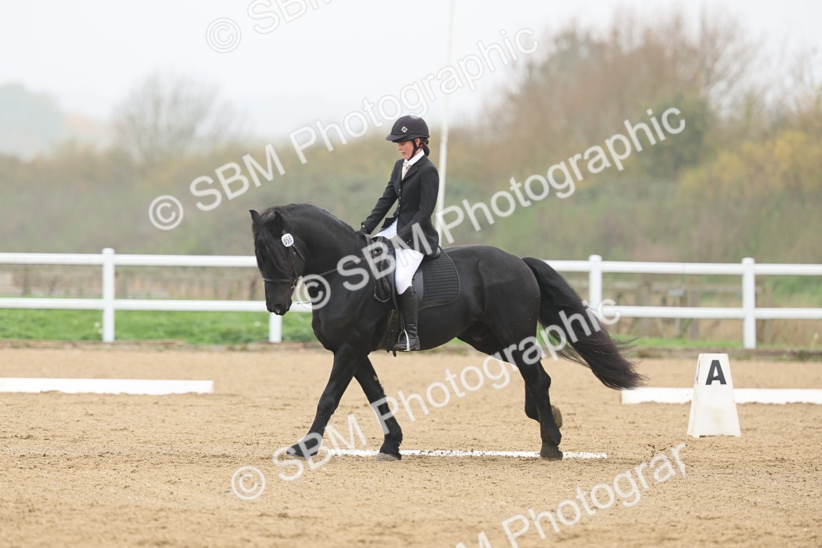 SBM_002551 - Class 5 - Novice 27