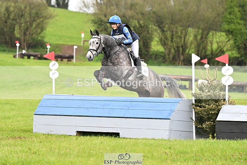 250419-110258-09160 - 508-Maisy.Miller-HEADDON.SWAN.SONG