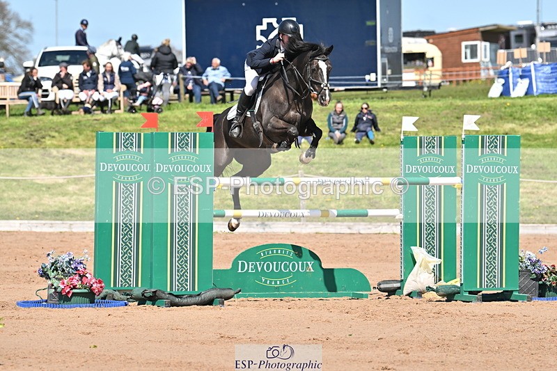 240420A-134323-11449 - Cls 7, 2 Star Medium Tour 1.35m