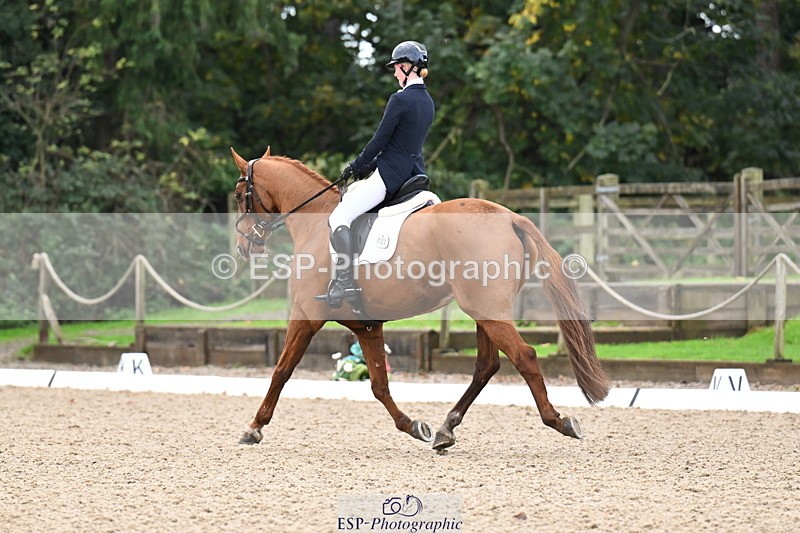 251023A-101010-01445 - B-127-Jessica.McCaldin