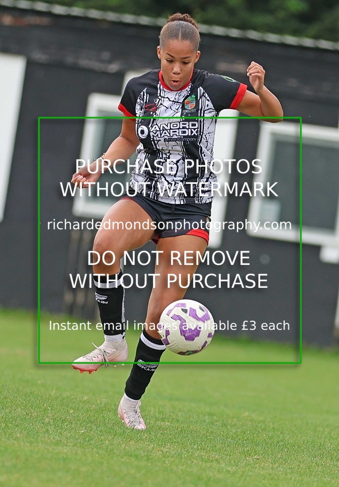 533A7028 - Kendal Town Ladies vs Penrith Pathway (16/8/26)