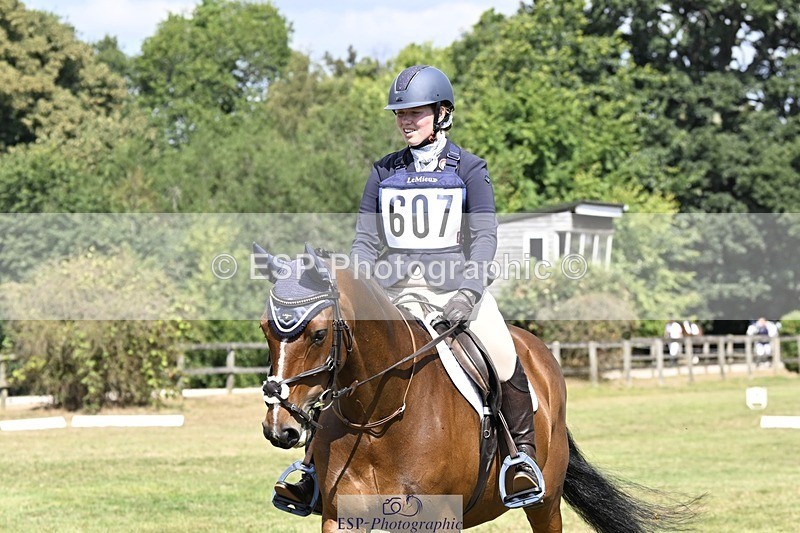 250822A-115705-22472 - DR 11.00 to 12.00