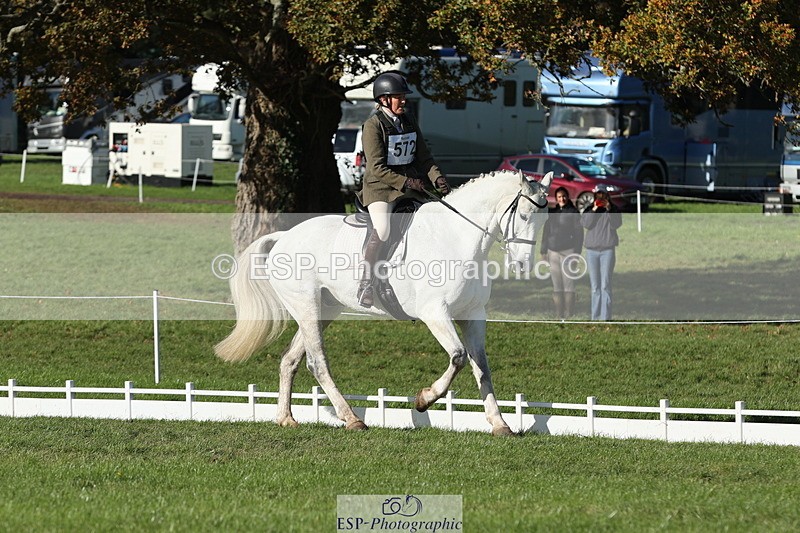 251024A-143917-14257 - G-572-Laura.Pitman With Trot Up