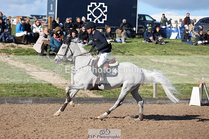 240419A-173808-09902 - Cls 10, 2 Star Big Tour 145cm  Break to End