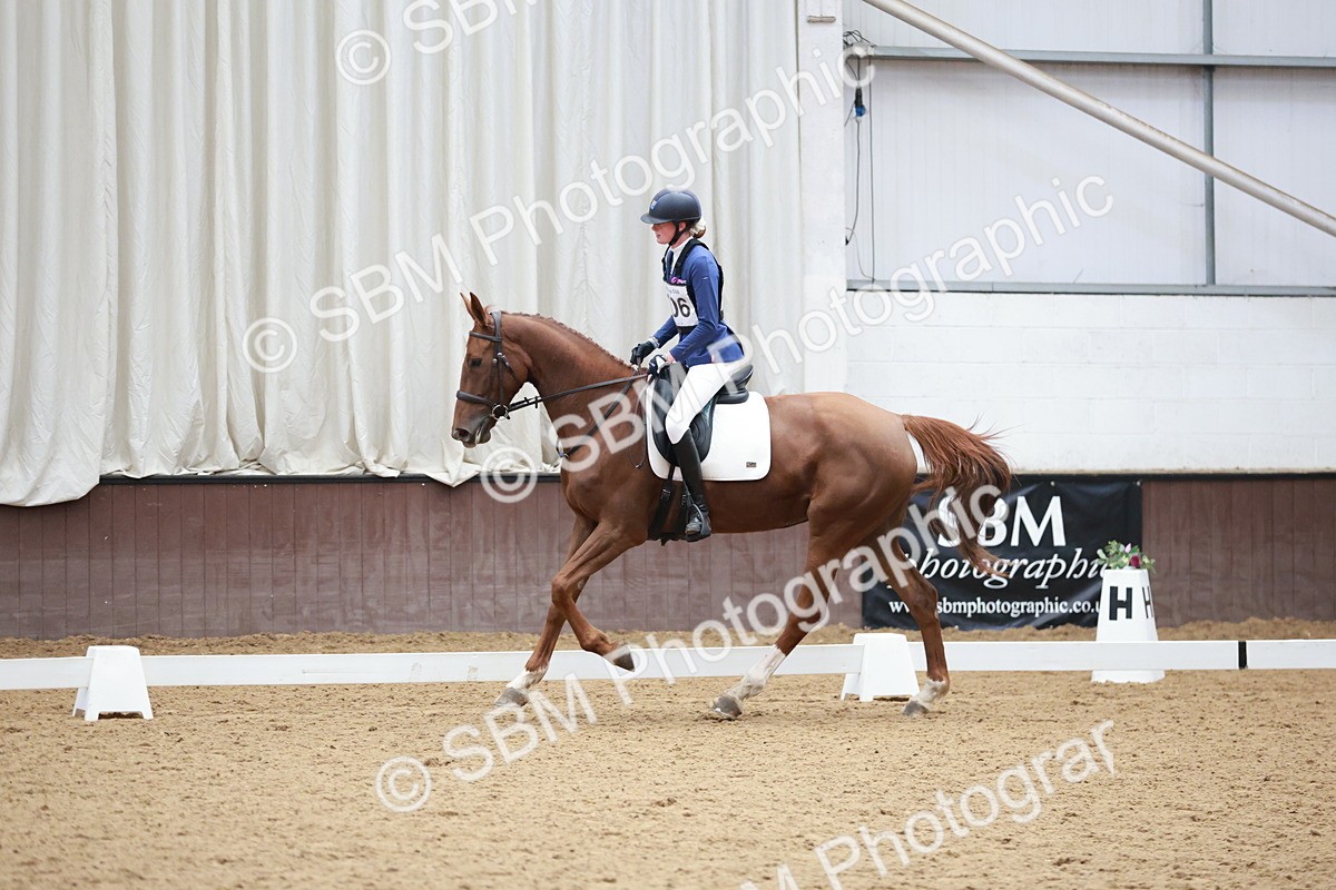 SBM_003806 - Class 2 - Novice 2020