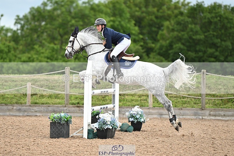 250607-121412-01032 - Cls 10 Pony Newcomers and 1m
