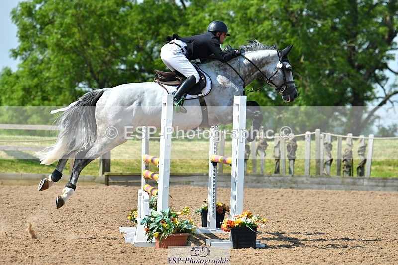 230609A-104159-00150 - Cls 1 Snr 1.05m & 1.10m Open