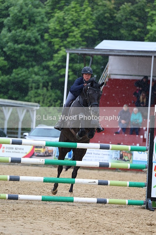 3E7A7349 - Class 8: Senior Foxhunter/1.20 open