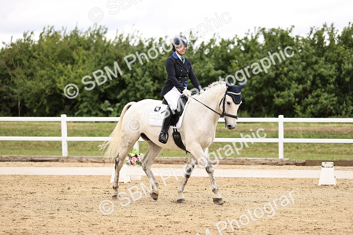 SBM_002064 - Class 2 - Novice 4 - 10.36-11.39