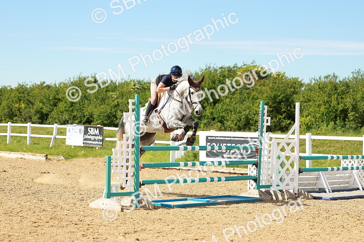 SBM_002598 - Class 4 - Senior Newcomers - 1.10m