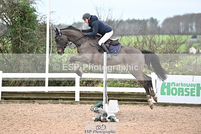 241206-123825-00774 - Cls 5 Newcomers and 1.10m Open