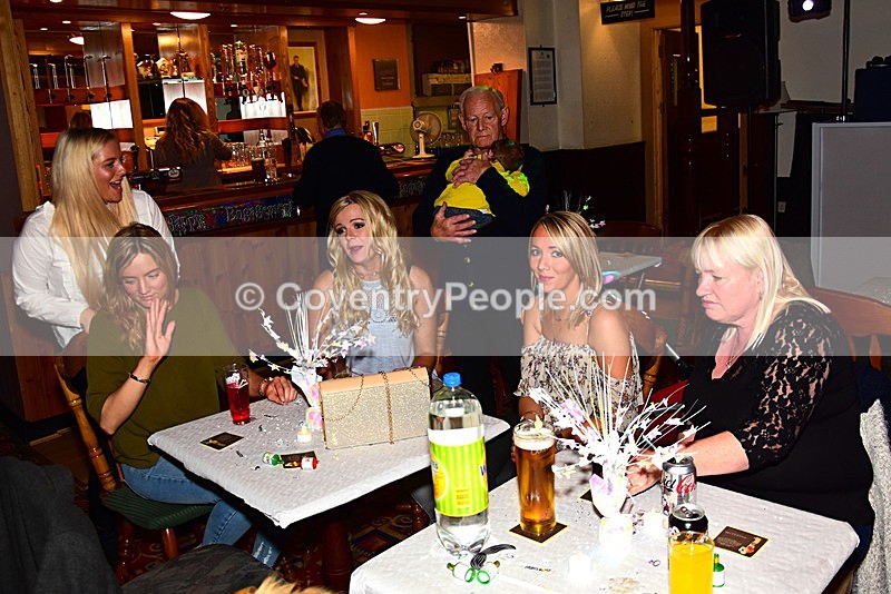 HAS-132 - Ash and Leanne