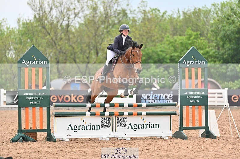 260508-091232-04357 - Cls 17 British Novice and 90cm Open