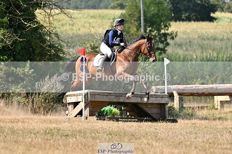 250824A-144010-38575 - 2146-Isobel.Sutherland-Zog