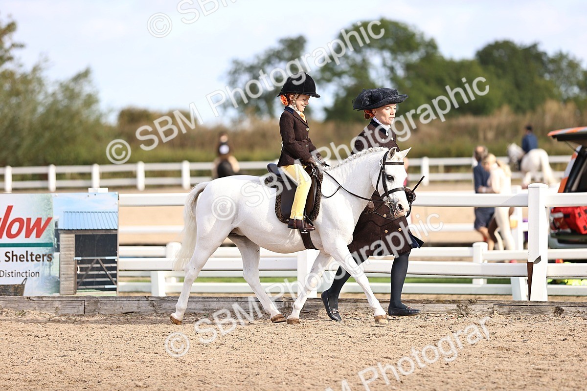 SBM_09009 - Class 403 - Grassroots Ridden - Junior
