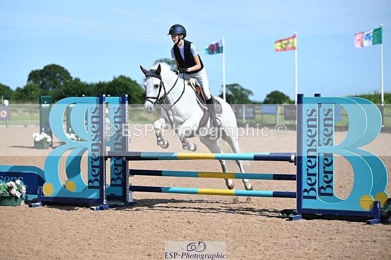 260626-164619-00646 - Cls 2 Pony Intro 90cm