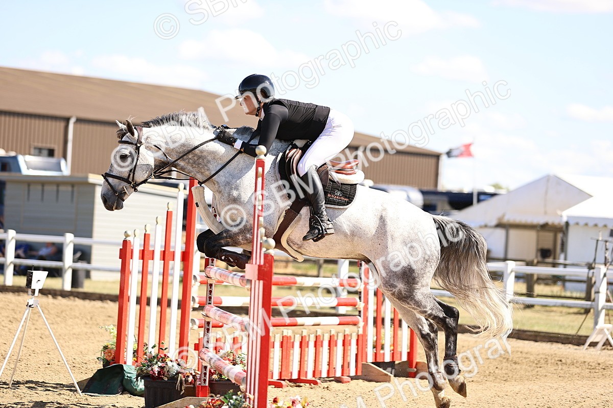 SBM_015579 - Class 16 - Senior foxhunter - 1.20m Open