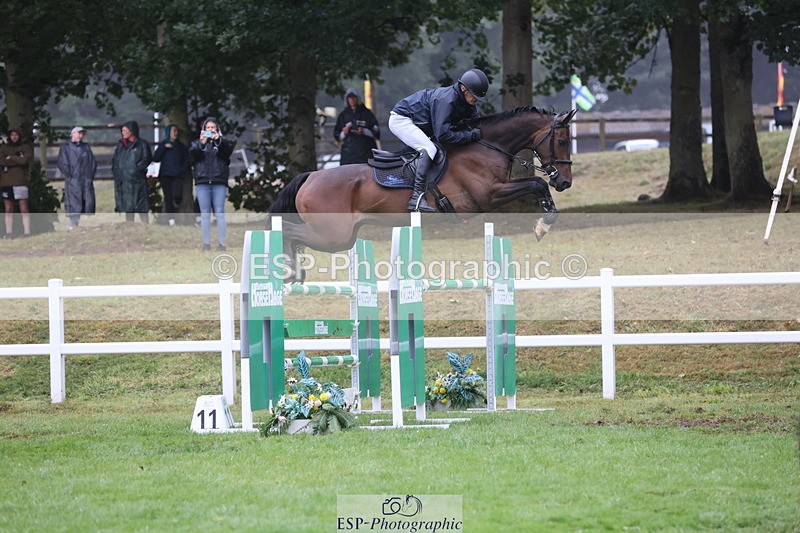 250830A-163741-07570 - Cls 17 Snr Foxhunter