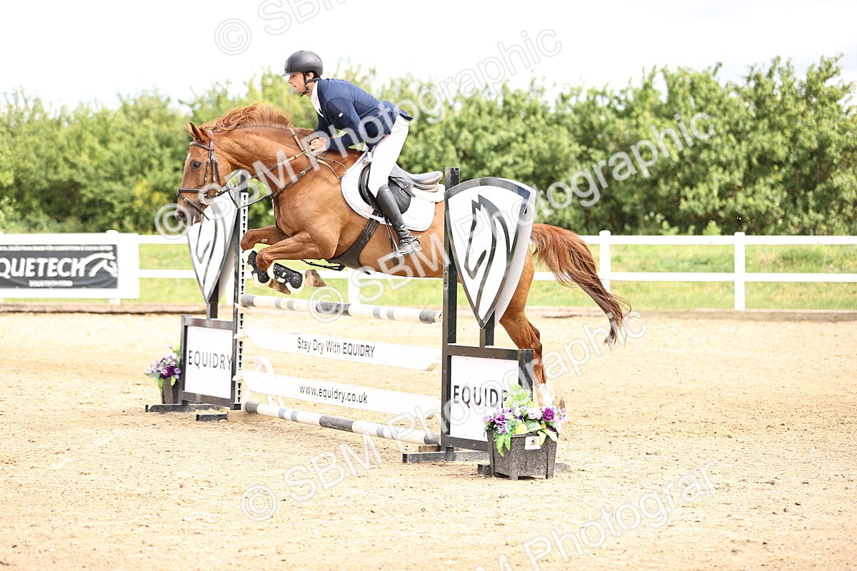 SBM_006501 - Class 16 - Senior British Novice - 90cm