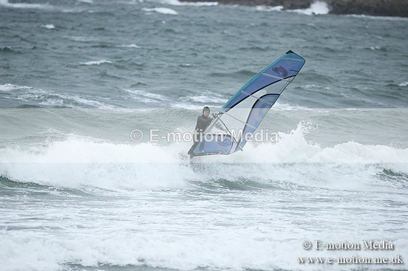 WS 150913-126 - Windsurfing