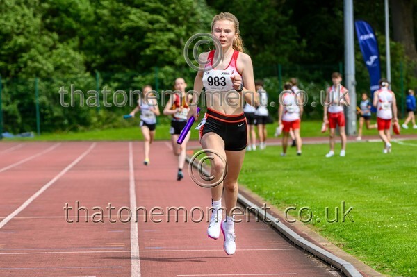 Relays26-923713 - Female Set Four