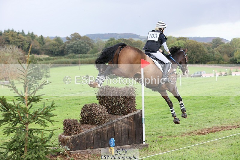 231020-134725-09184 - 103-BEECH.HILL.KIKO.CLOVER-Harriet.Blair-XC