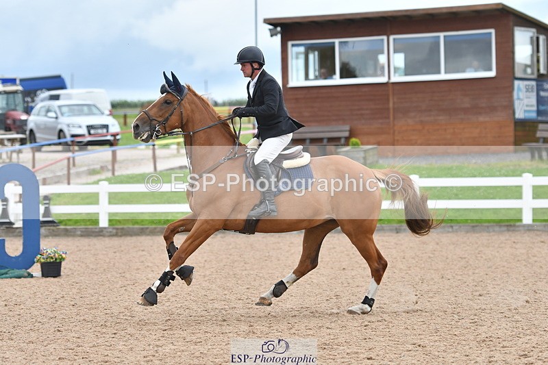 240727A-160129-06513 - Cls 24 1.05m Amateur Qualifier