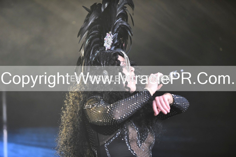SH4_7048 - The Cher Experience