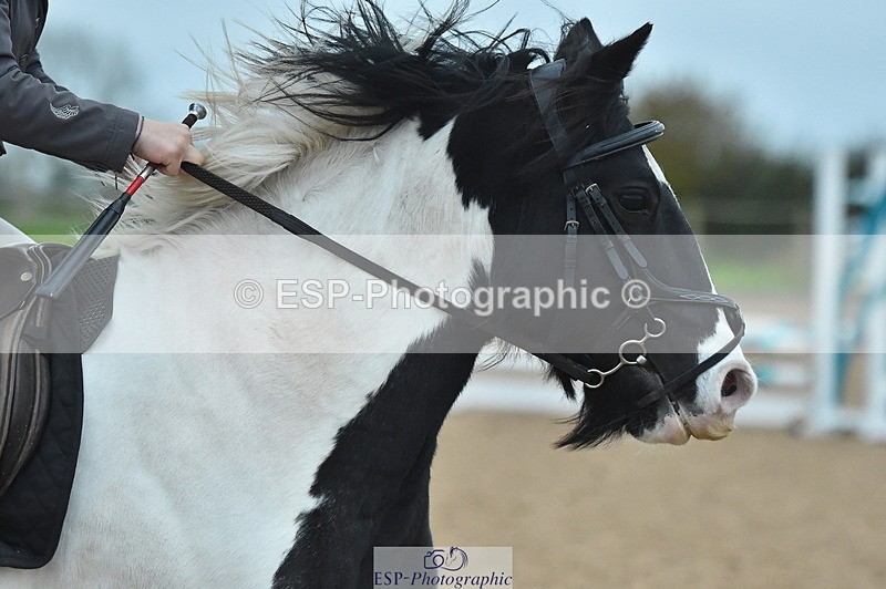 231119A-095548-04483 - Sun Cls 17+18 Club and Schools 70cm