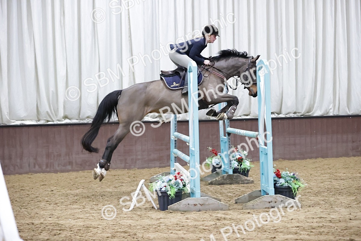 SBM_001174 - Class 4 - Senior Newcomers/ 1.10m Open