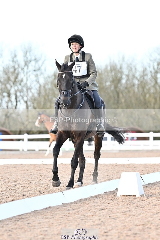 240324A-155553-04666 - Novice 28, 15.33 to 16.15