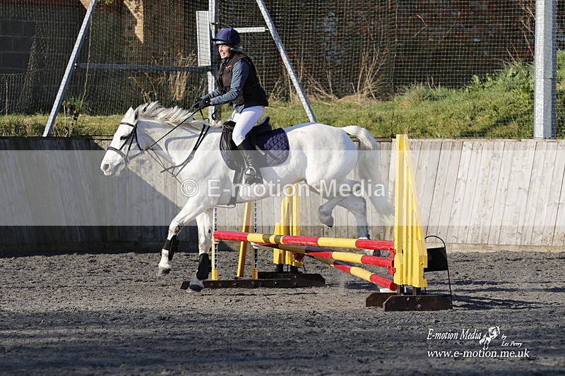 _EST0085 - Bourne Valley Riding Club Winter Showjumping 27/03/22