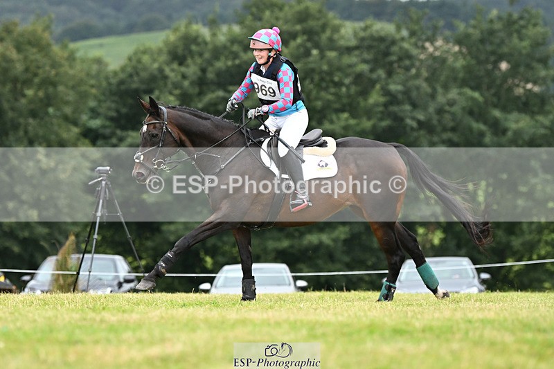 240825X-172905-37533 - 80cm XC 16.30 to 17.30