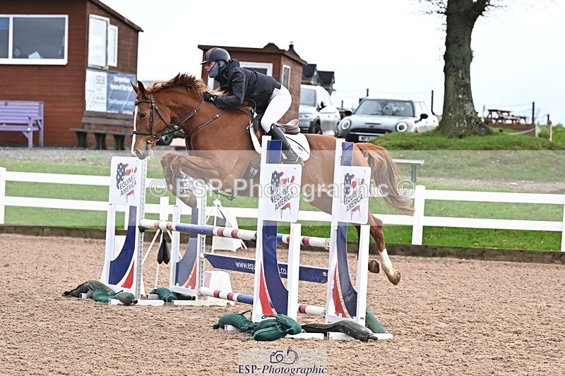 251119-100023-00053 - Cls 1 British Novice and 90cm Open