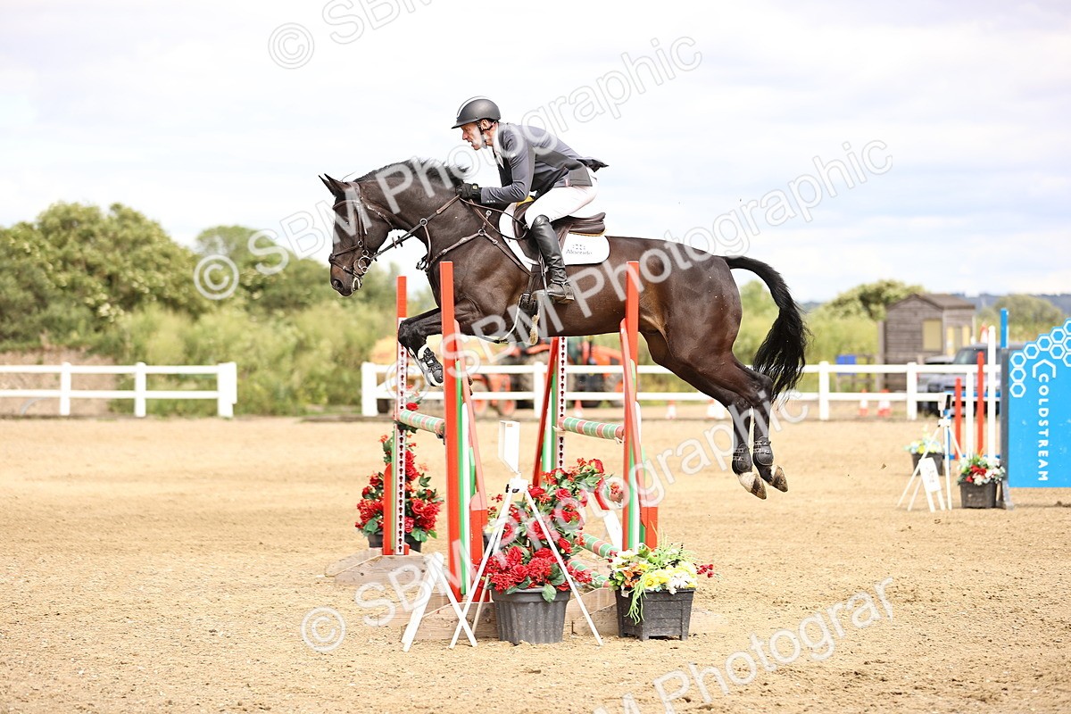 SBM_008106 - Class 21 - Senior Foxhunter - 1.20m