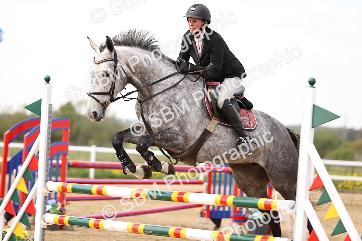 SBM_002468 - Class 11 - Senior newcomers - 1.10m